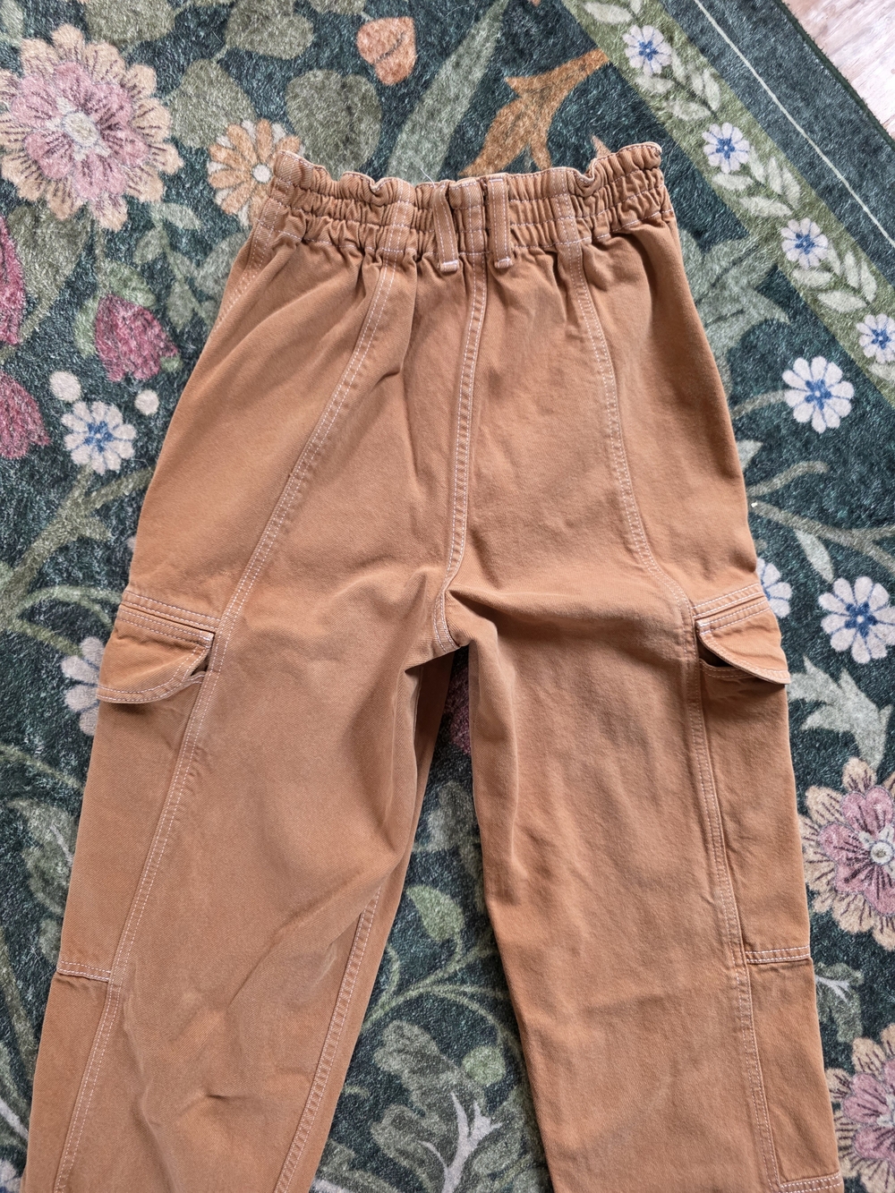 BDG High Rise Cargo Jeans in Rust - Picture 6 of 7